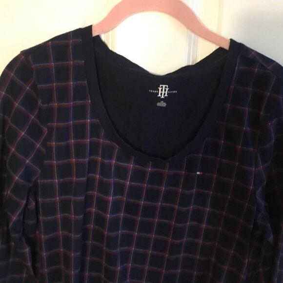NWOT Tommy Hilfiger Women’s Large  L/S Plaid Top - Picture 3 of 8